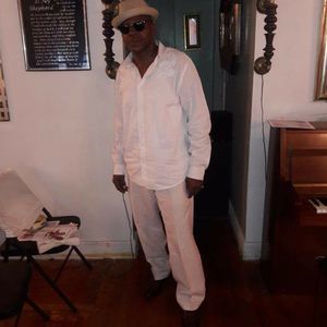 Meet your Posher, Ronnie